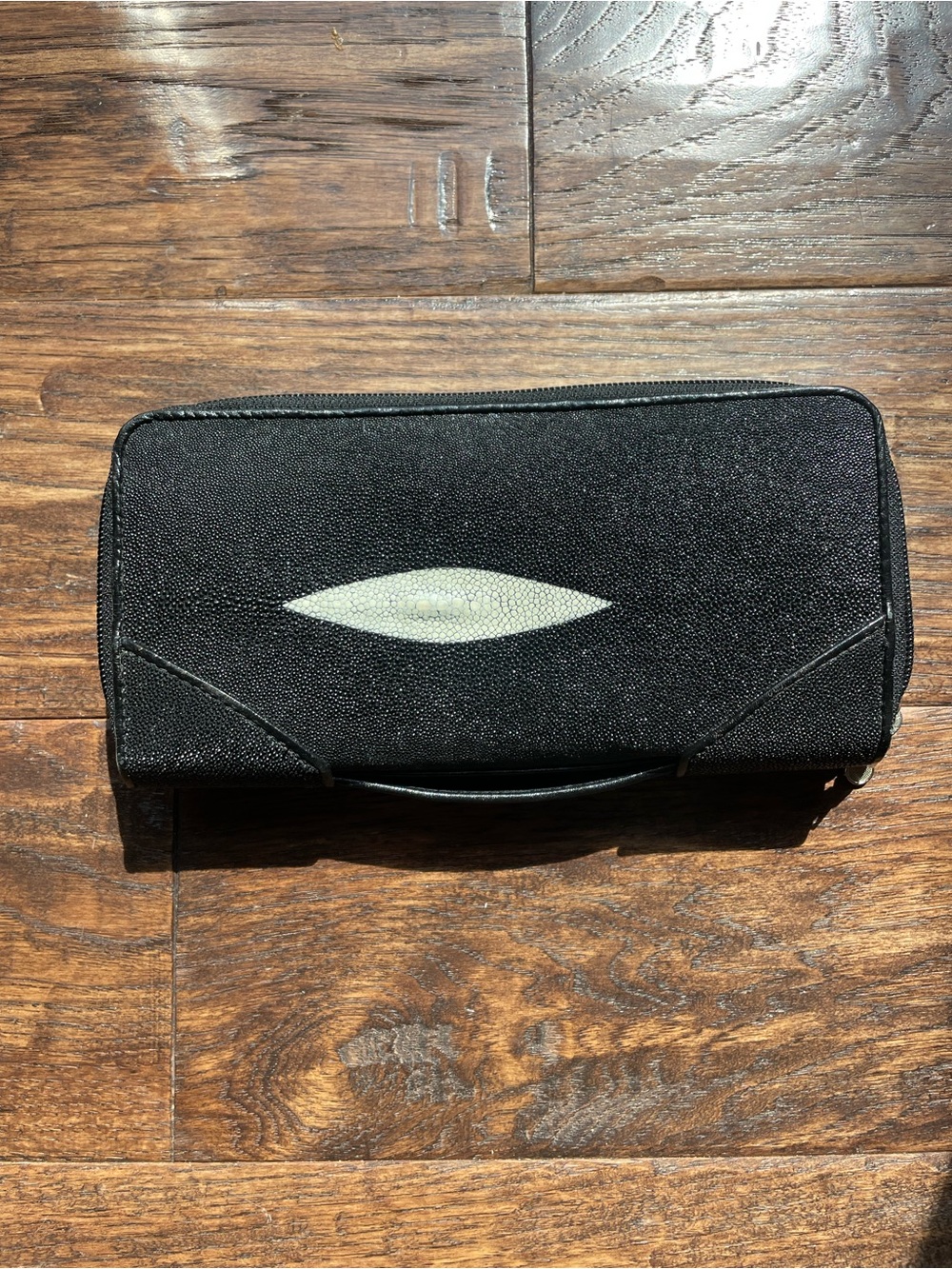 Stingray Leather Black Zip-Around Wallet